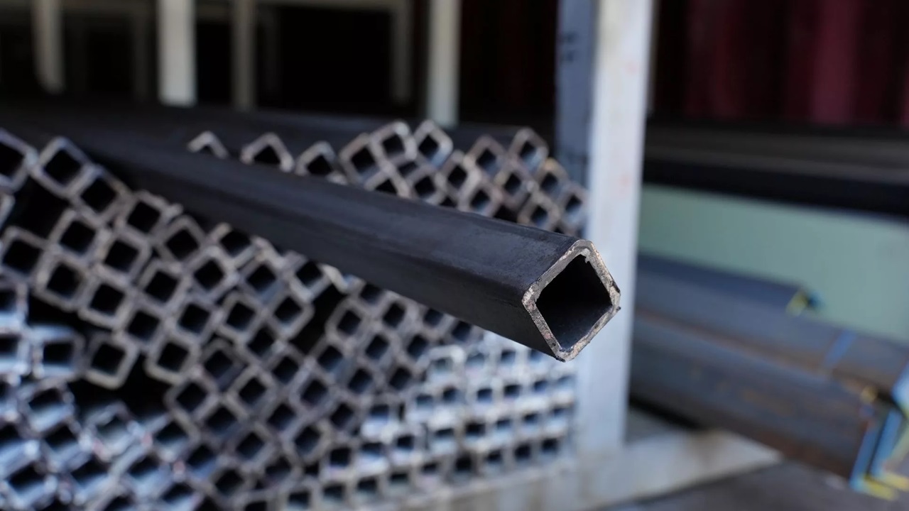 Tuspipe's Complete Strength Chart for 4x4 and 2x2 Square Steel Tubes